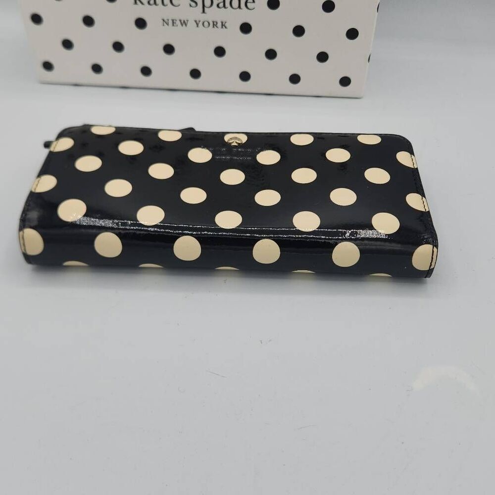 Kate Spade charming dot black and cream zip around wallet with gift box - Picture 4 of 9